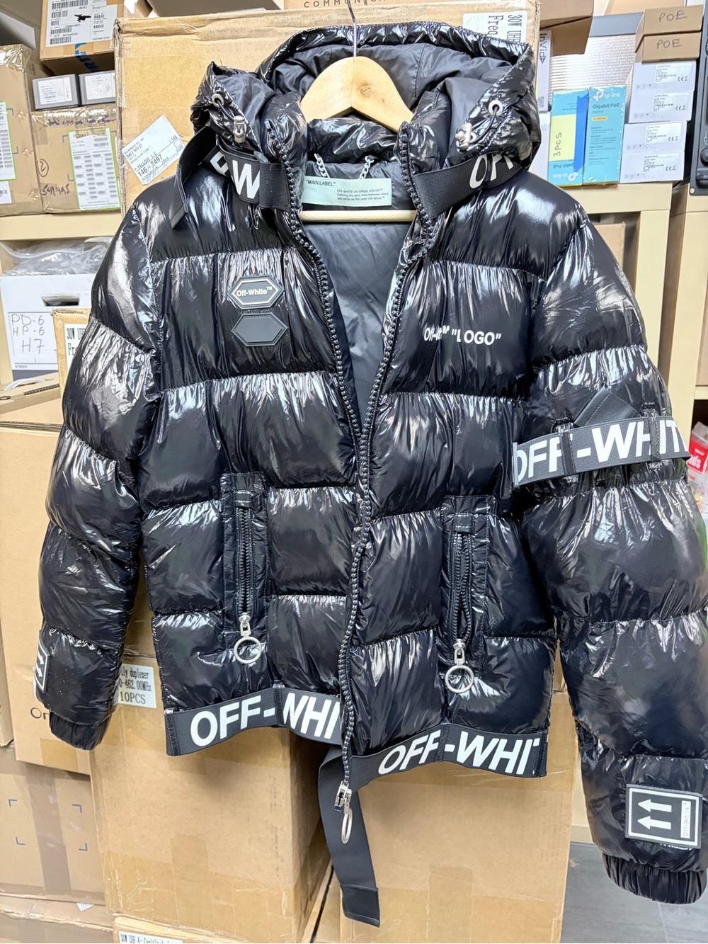 Off-White Black Glossy Down Puffer Jacket XL